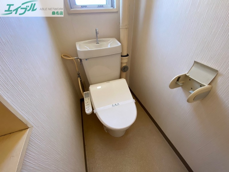 トイレ　別部屋反転写真