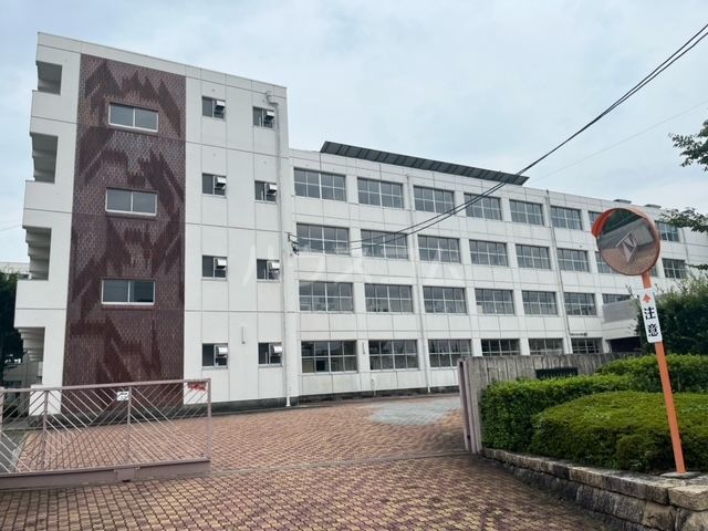 高校・高専　名古屋市立名東高校（高校・高専）まで433m