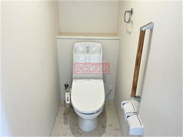 トイレ　トイレ