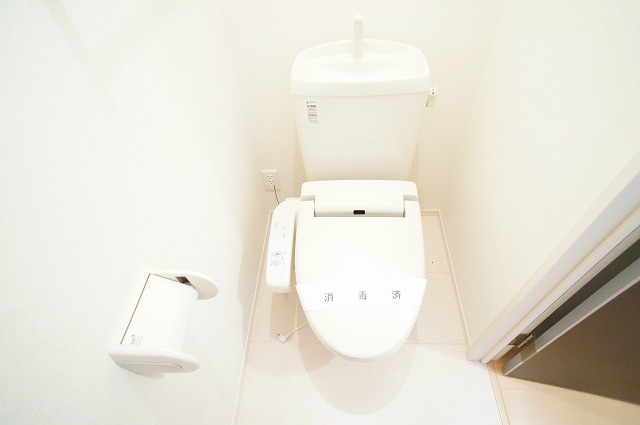 モダンコートWESTのトイレ写真