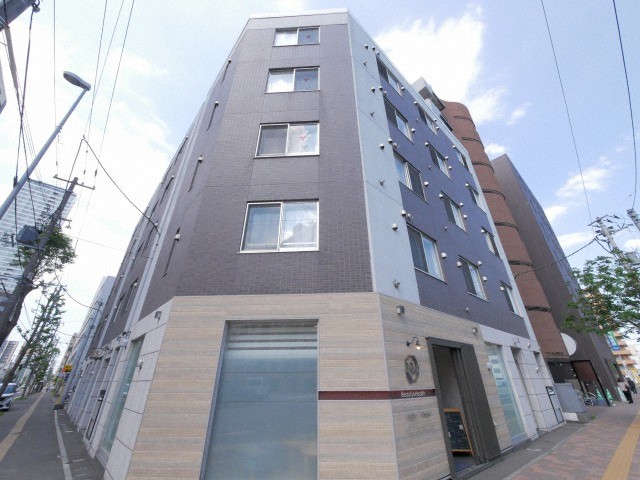 建物外観　☆物件名【エヴァンスコート南１条】とお伝え下さい！