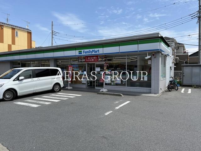 コンビニ　ファミリーマート鵠沼海岸七丁目店（コンビニ）まで342m