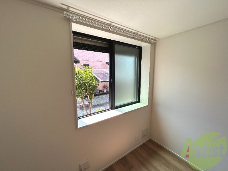 バルコニー　バルコニーはございませんがお部屋で部屋干しできます。