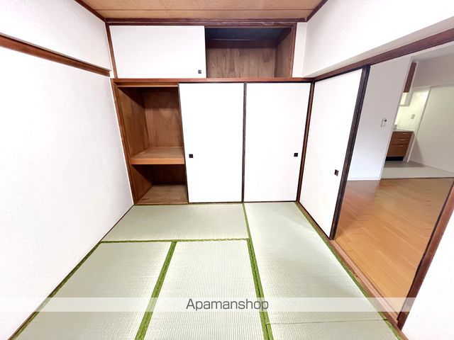 入船西エステート1号棟の内装写真