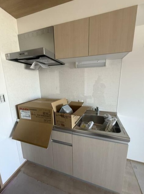 キッチン　完成前の写真となります。