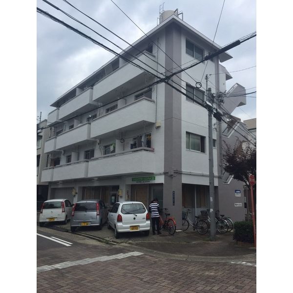 神田マンションの外観写真