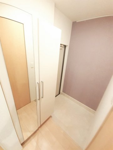 玄関　収納もある玄関です