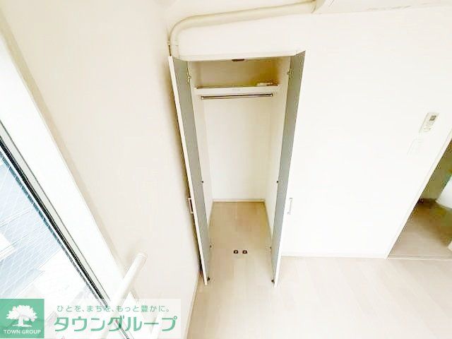 生麦 多目的室、ガレージ付貸家の内装写真