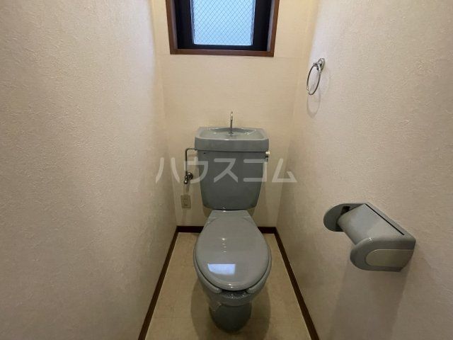 【名古屋市天白区八幡山のアパートのトイレ】