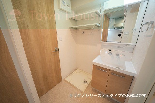 【浦安市富士見のマンションの洗面設備】