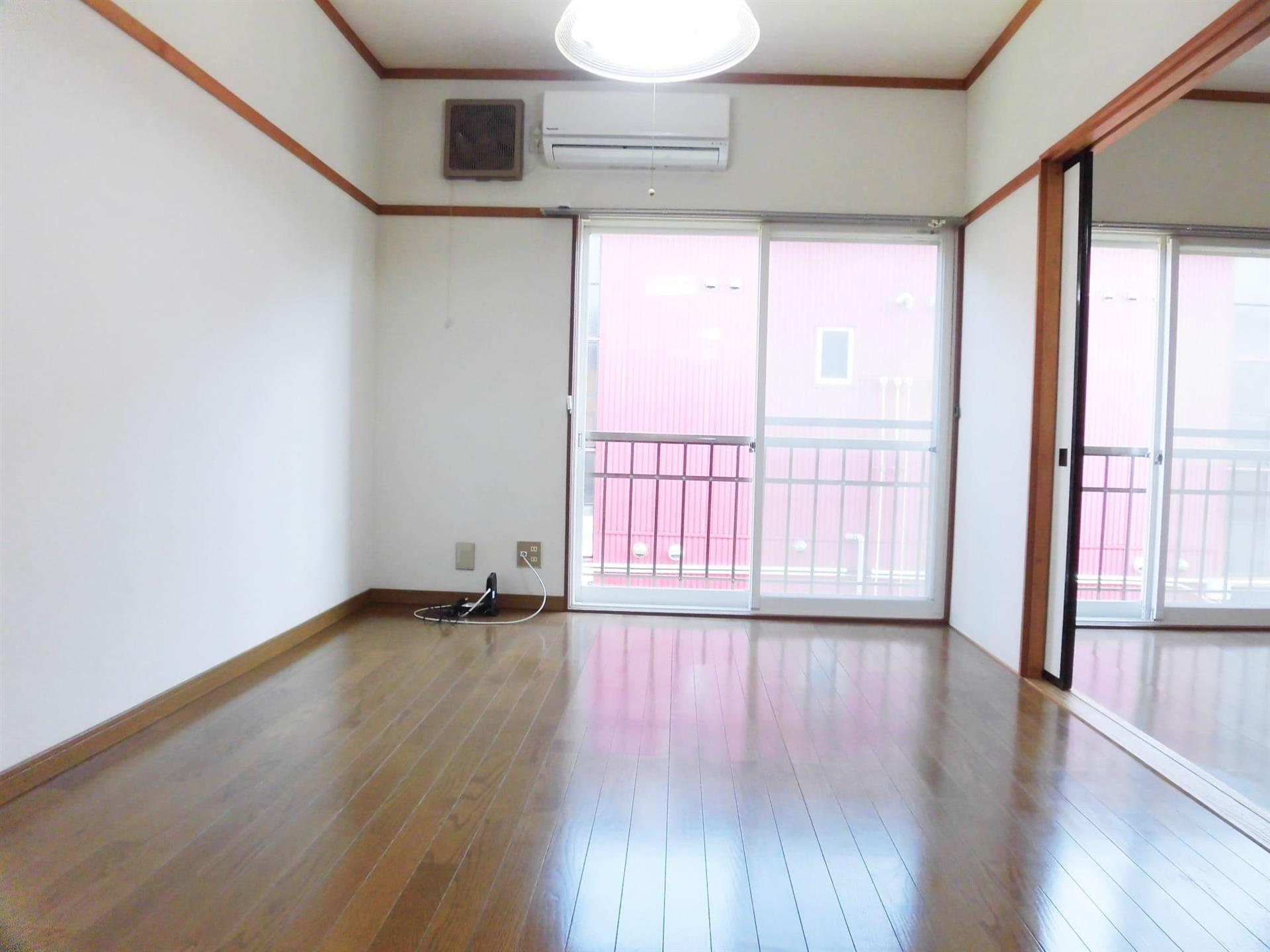 居室・リビング　洋室