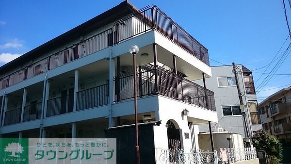 【サンライズパーク上小町のバルコニー】