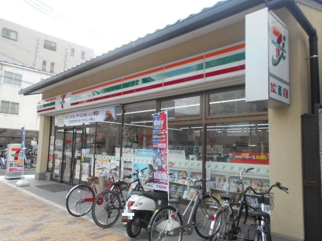 【京都市右京区西院上今田町のマンションのコンビニ】