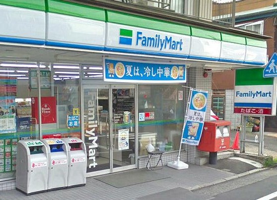 【横浜市中区黄金町のマンションのコンビニ】