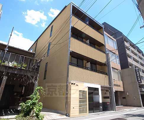 京都市中京区玉蔵町のマンションの建物外観