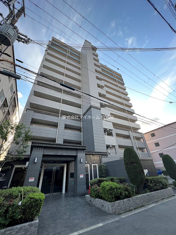 ルクレ京橋の建物外観