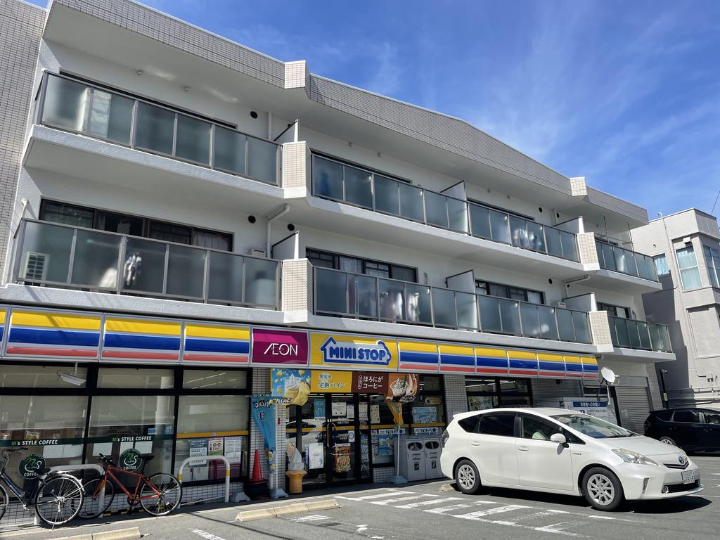 コンビニ　ミニストップ柏里2丁目店（コンビニ）まで166m