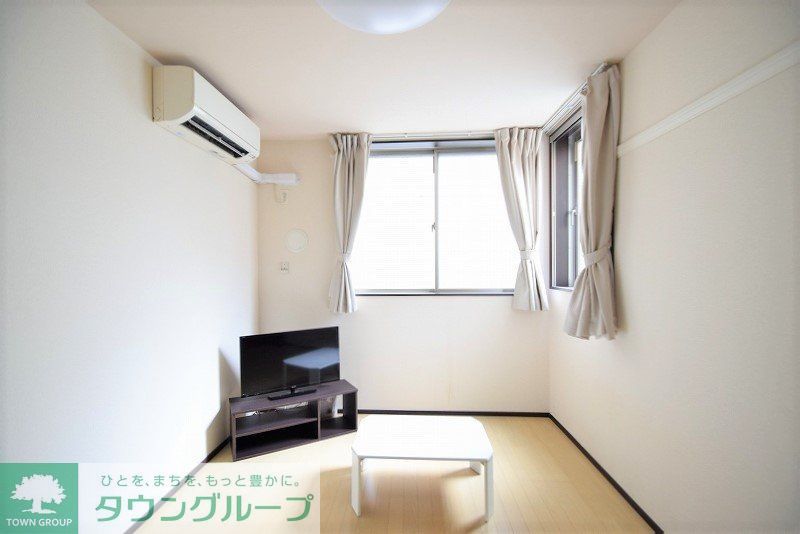 居室・リビング　仕様・設備は現況と異なる場合があります。現況優先。