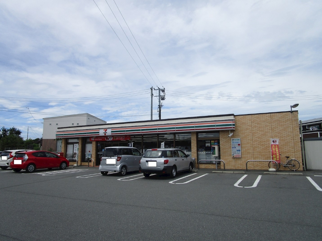 コンビニ　セブンイレブン 熊本鹿子木町店（コンビニ）まで256m