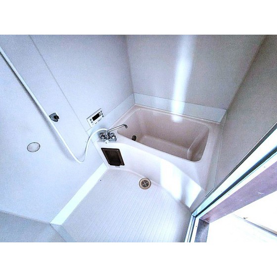 バス・シャワールーム　※画像は同型５号室のものです。現況優先となります。