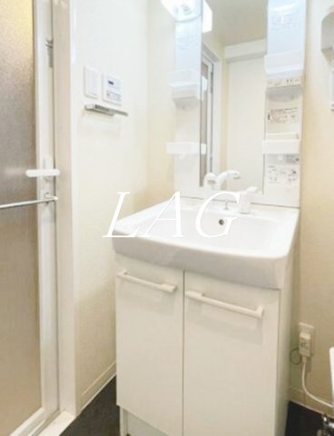 洗面設備　洗面台です。