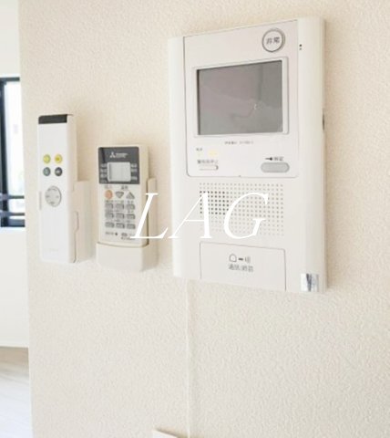 セキュリティ　モニター付きインターホンです。