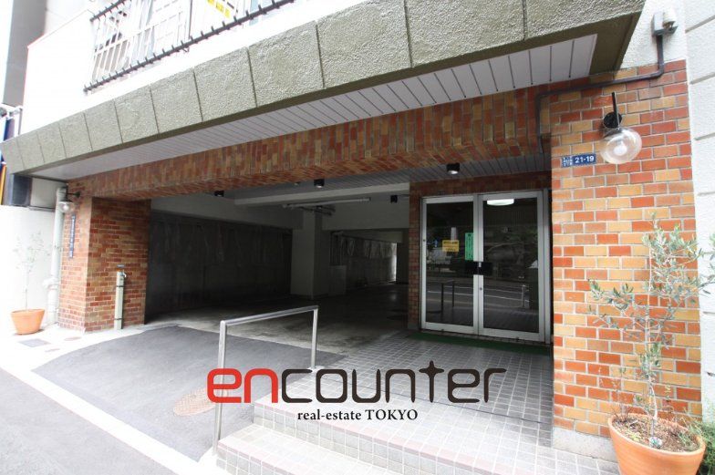 エントランス　エントランス