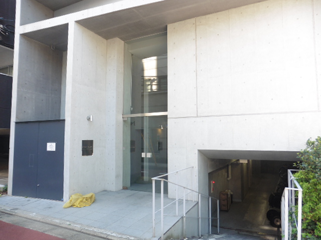 エントランス　エントランス