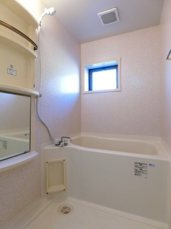 バス・シャワールーム　図面と現状に相違がある場合には現状を優先