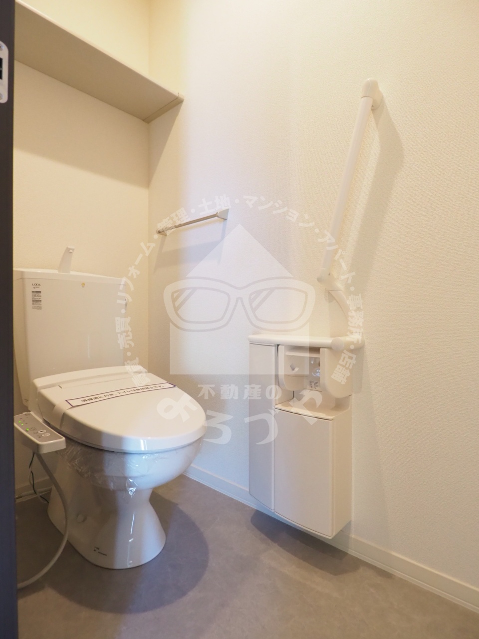 トイレ　トイレは人気設備のウォシュレットを完備しています