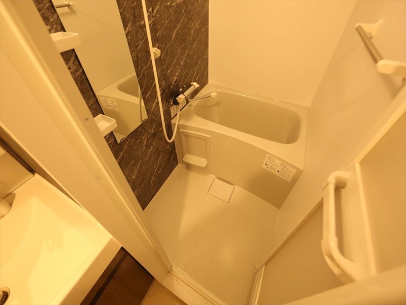 バス・シャワールーム　バスルーム　浴室暖房乾燥機付き