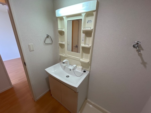 洗面設備　洗髪洗面化粧台