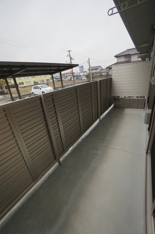 バルコニー　テラス