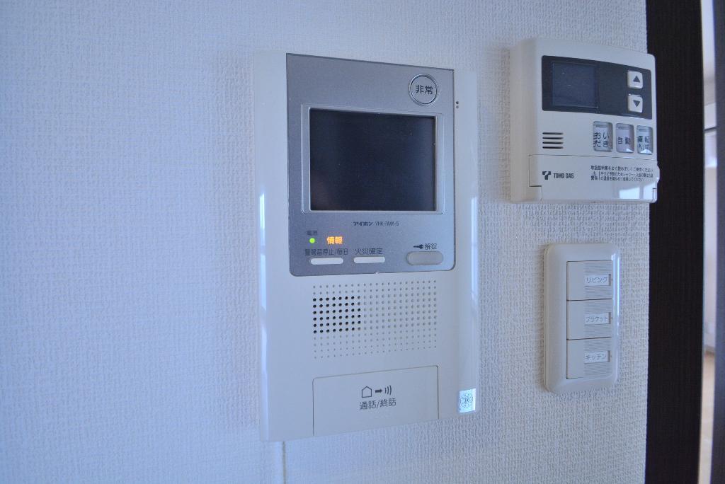 セキュリティ　カメラ付インターホン