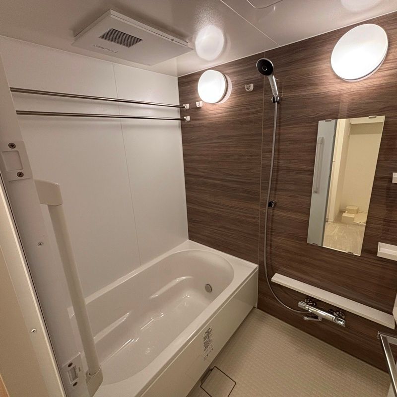 バス・シャワールーム　バス