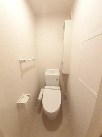 トイレ　トイレもきれいです