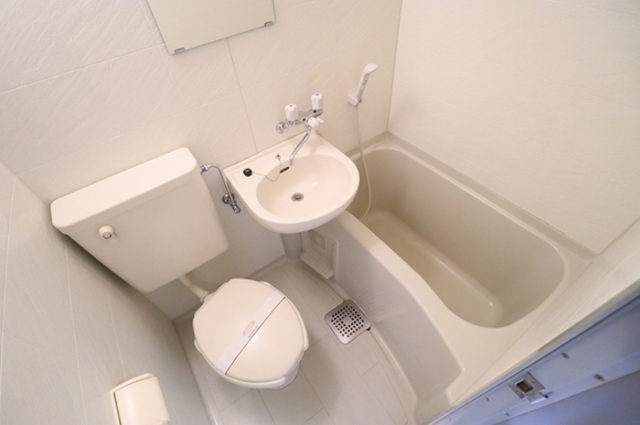 バス・シャワールーム　浴室