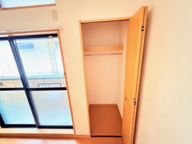 収納　同タイプの反転タイプの写真となります