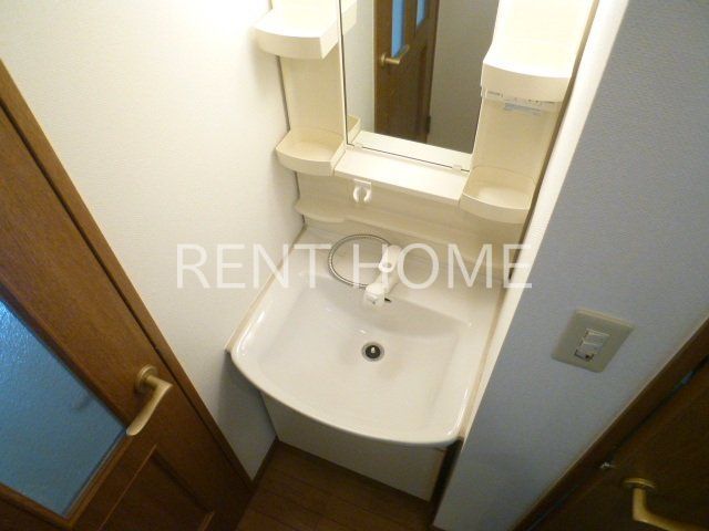 洗面設備　独立洗面台あります