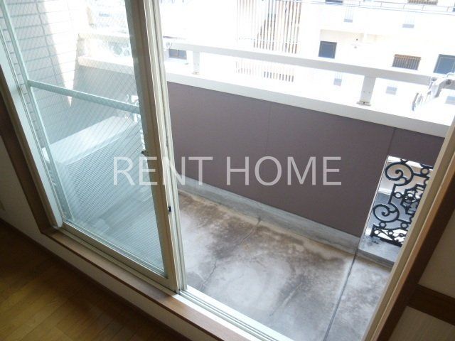 バルコニー　日当り良好