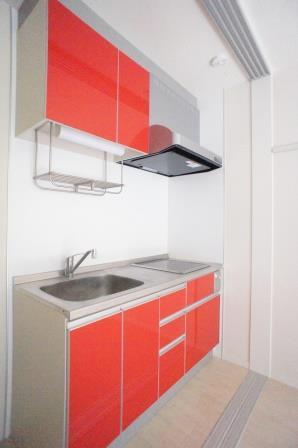 キッチン　おしゃれで広々キッチン