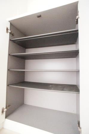 収納　下駄箱があるので玄関はいつでもスッキリ。