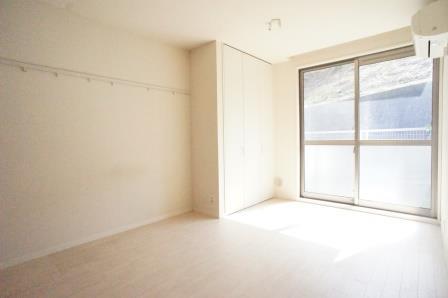 居室・リビング　日もよく入ります