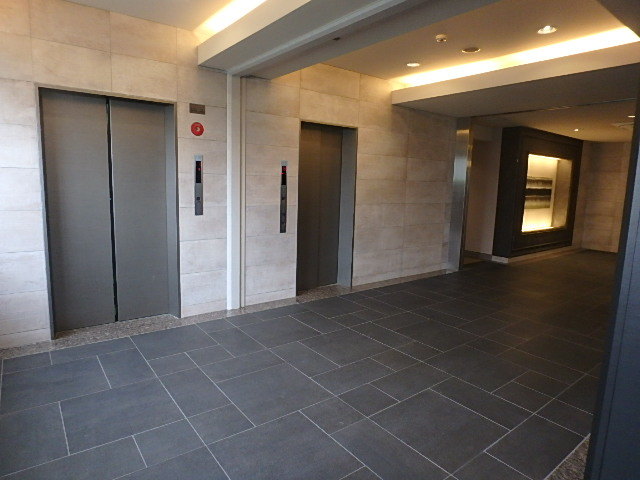 ロビー　１Ｆエレベーターホールです