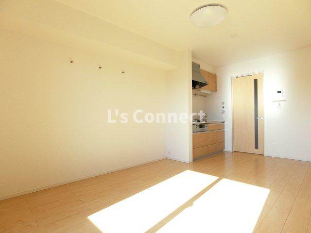 居室・リビング　１０帖のＬＤＫ。