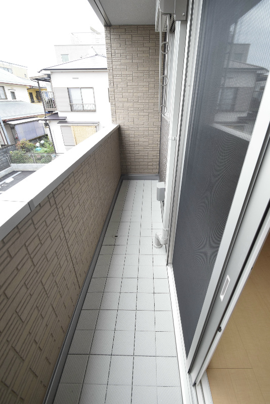 バルコニー　間取り反転タイプ