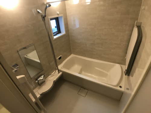 バス・シャワールーム