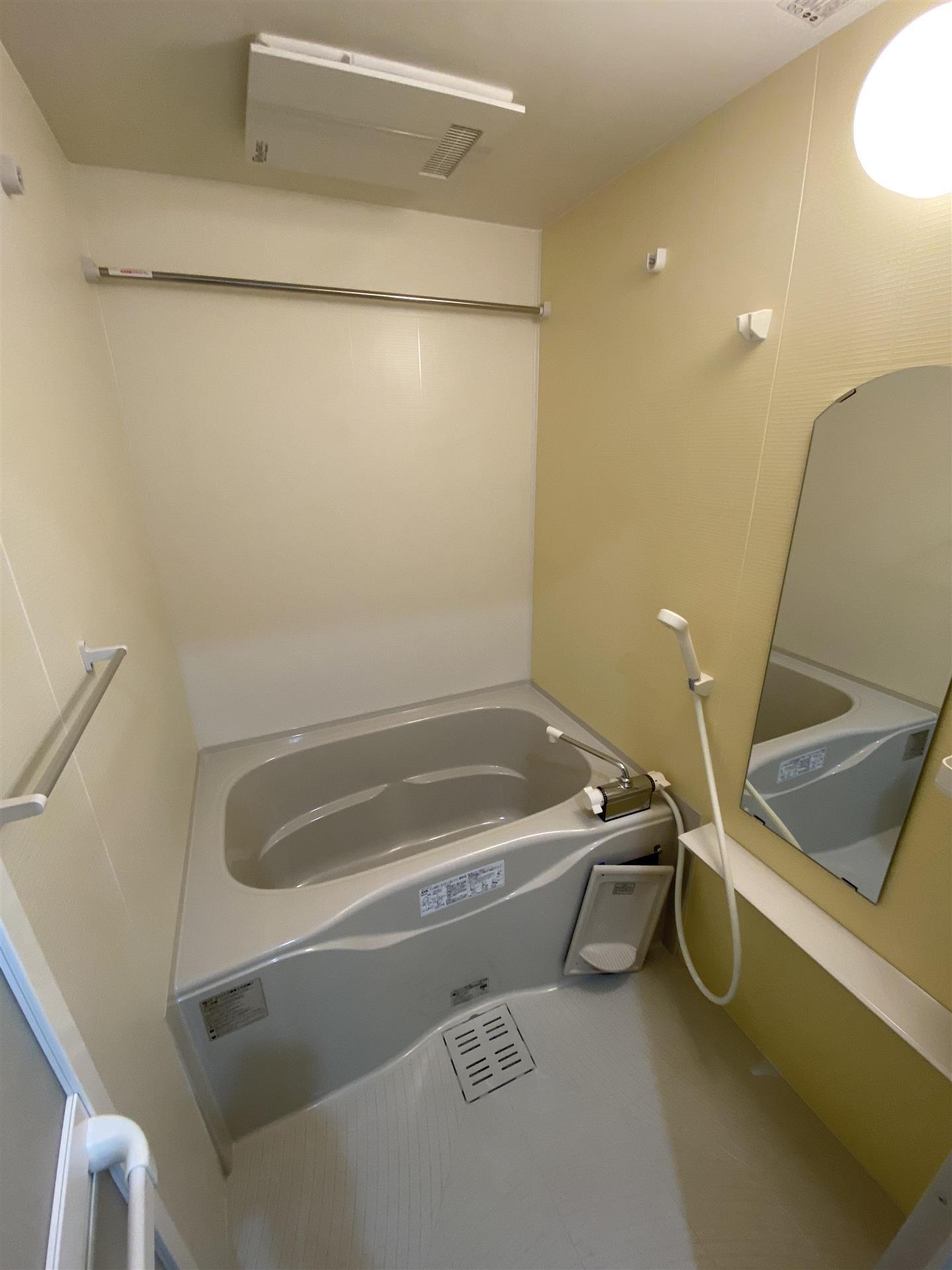 バス・シャワールーム　バス