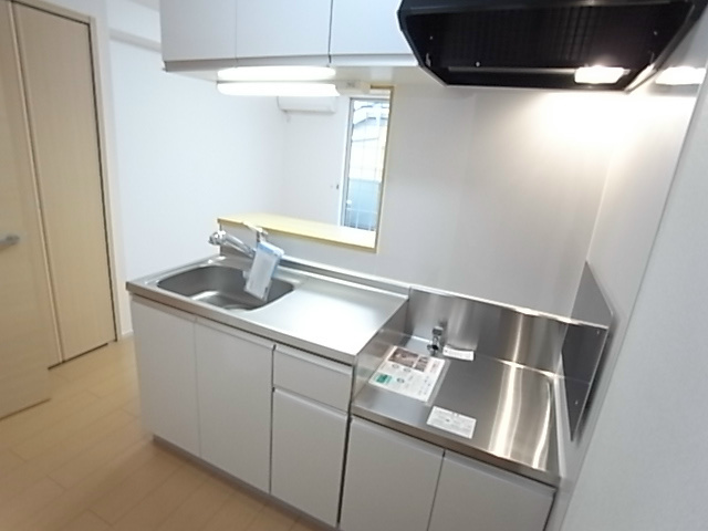 キッチン　同一物件別部屋写真