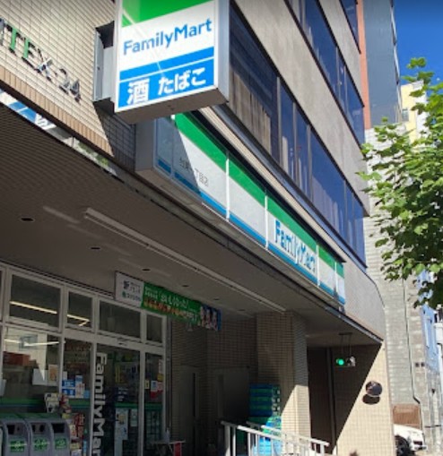 コンビニ　ファミリーマート台東1丁目店（コンビニ）まで37m